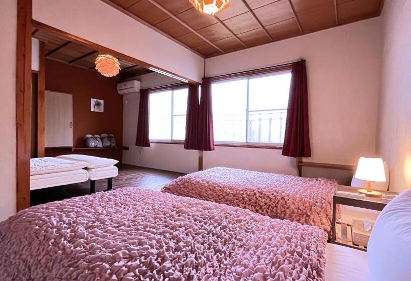 חדר סטנדרט לשלושה, Sanga Nikko