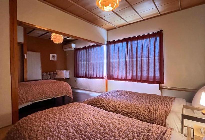 חדר סטנדרט לשלושה, Sanga Nikko