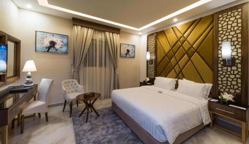 Quarto Deluxe, Boudl Quraish