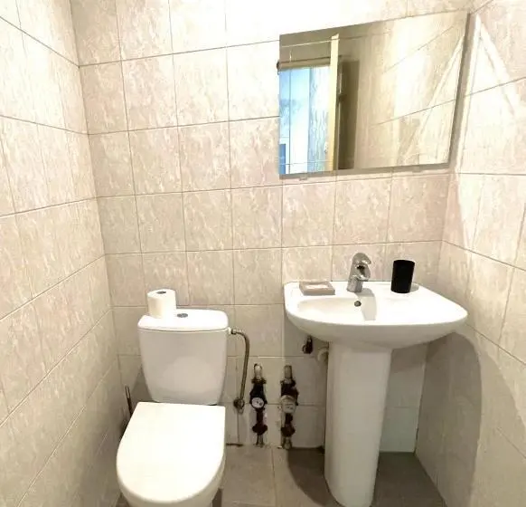اتاق راحتی سه تخته, Savan House Easy Kaunas