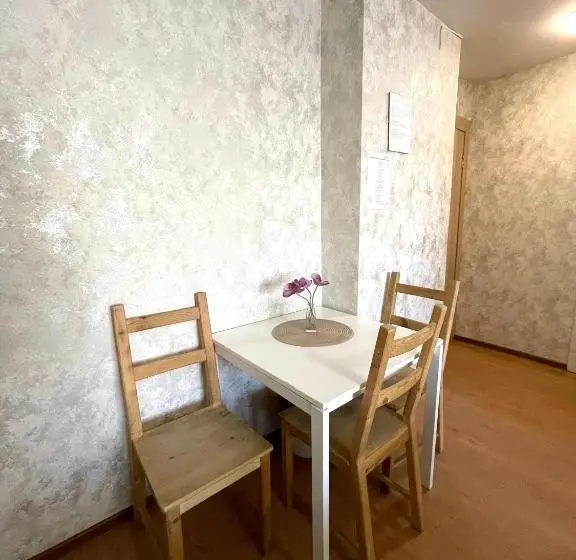 اتاق راحتی سه تخته, Savan House Easy Kaunas
