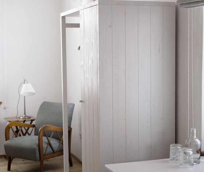 Номер Стандарт, 1477 Reichhalter