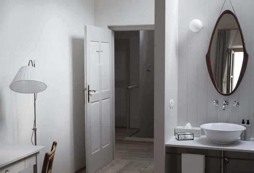 Номер Deluxe, 1477 Reichhalter