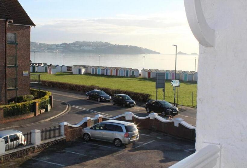 Deluxe Suite King Bed, Bayside