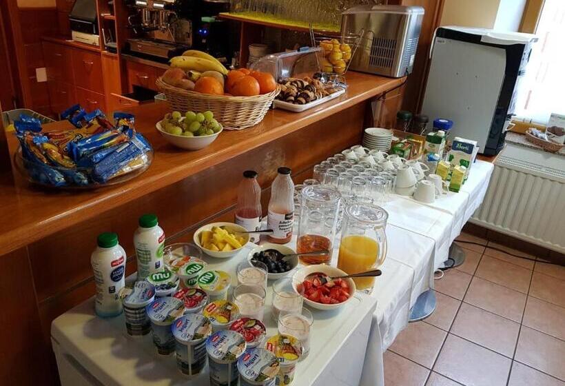 اتاق استاندارد, Gostisce Sovdat