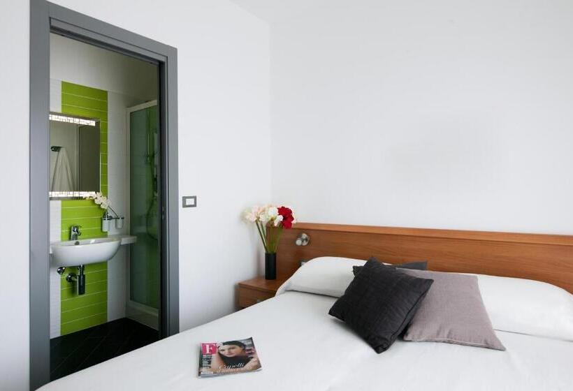 חדר סטנדרט נוף לים עם מרפסת, Liliana