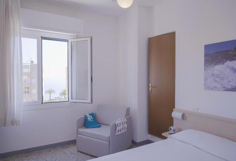 חדר סטנדרט נוף לים, Liliana