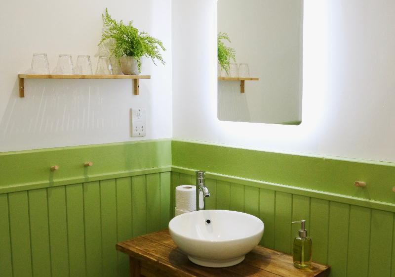 חדר משפתחתי סופריור, Riverbanc