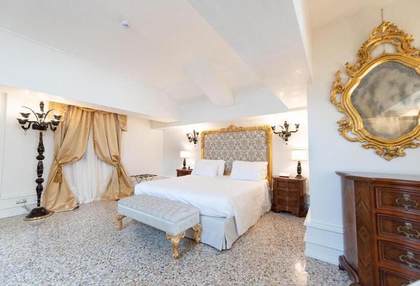 سوئیت جونیور با تراس, Ca  Bonfadini Historic Experience