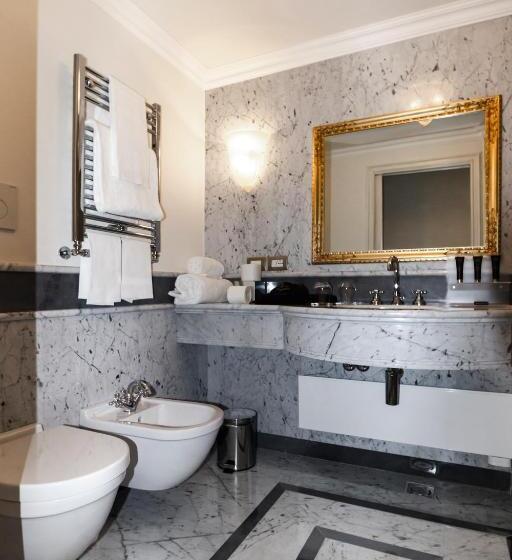 سوئیت جونیور با چشم‌انداز, Ca  Bonfadini Historic Experience