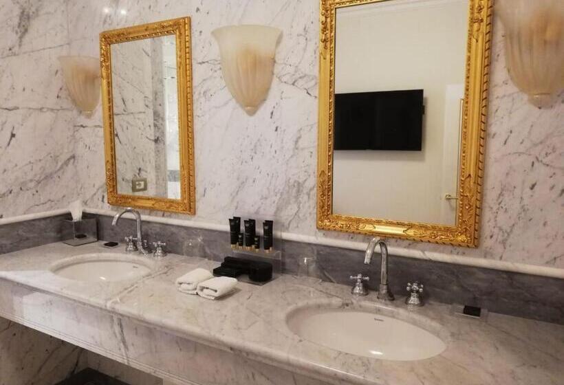 سوئیت جونیور با چشم‌انداز, Ca  Bonfadini Historic Experience