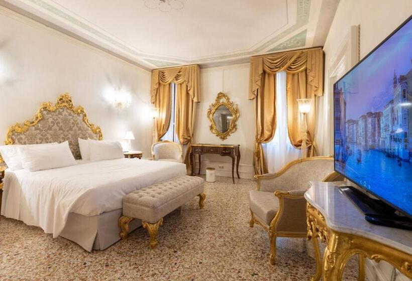 سوئیت کلاسیک, Ca  Bonfadini Historic Experience