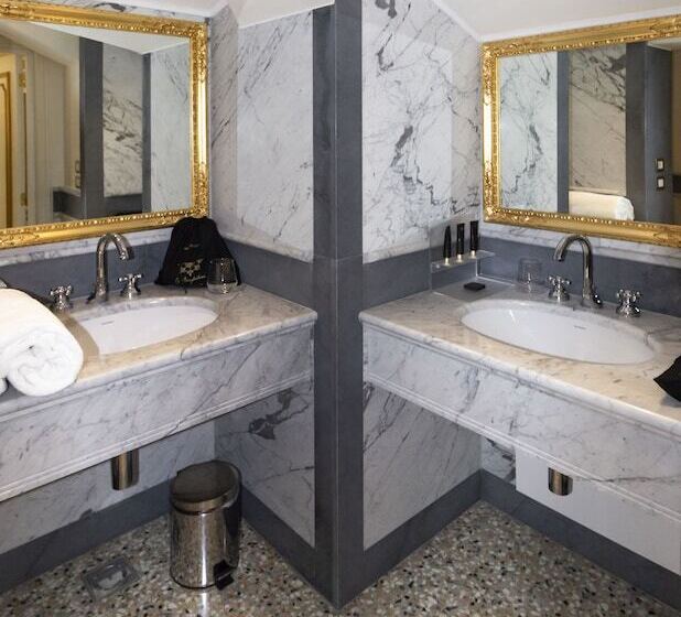 سوئیت جونیور با تراس, Ca  Bonfadini Historic Experience