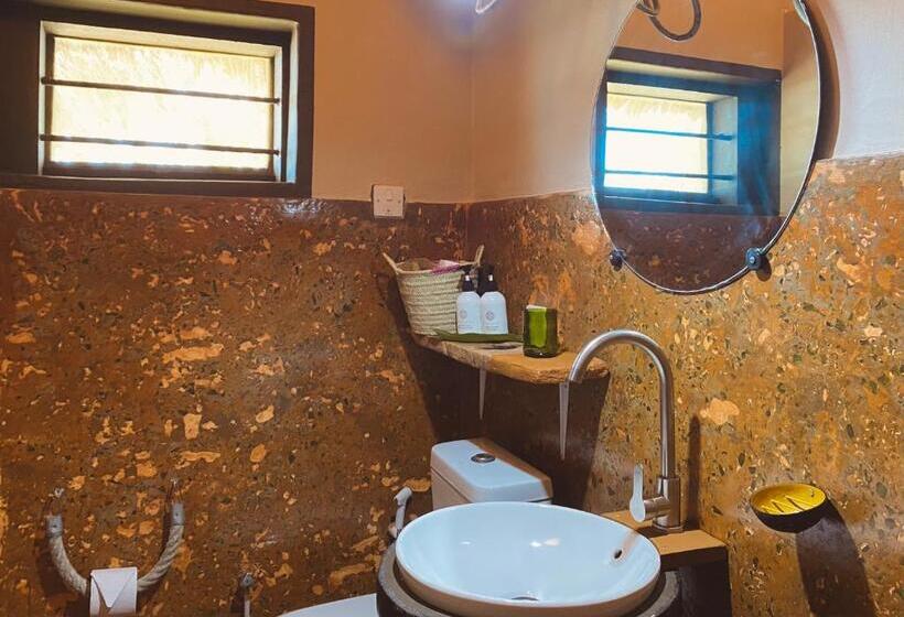 스탠다드 룸 바다 전망, Mama Root