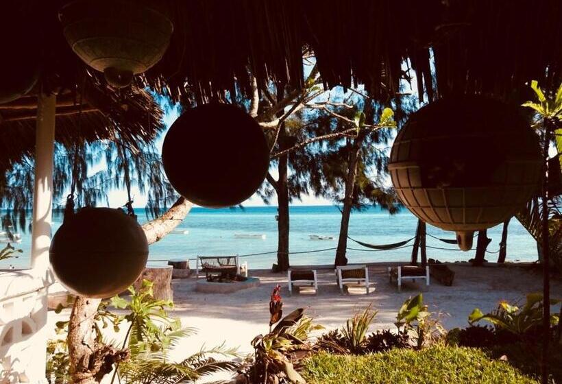 Дом 1 Спальня, Mama Root