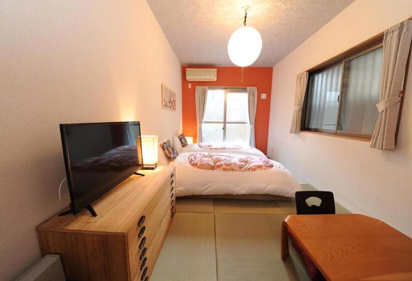 Standart Oda, Viale Jurakumawari