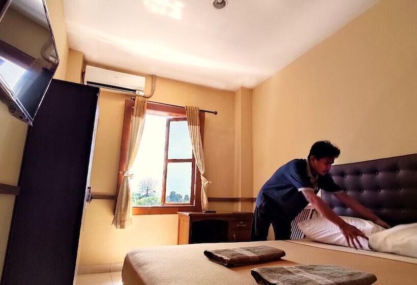 Habitación Superior, Omah Pelem Syariah