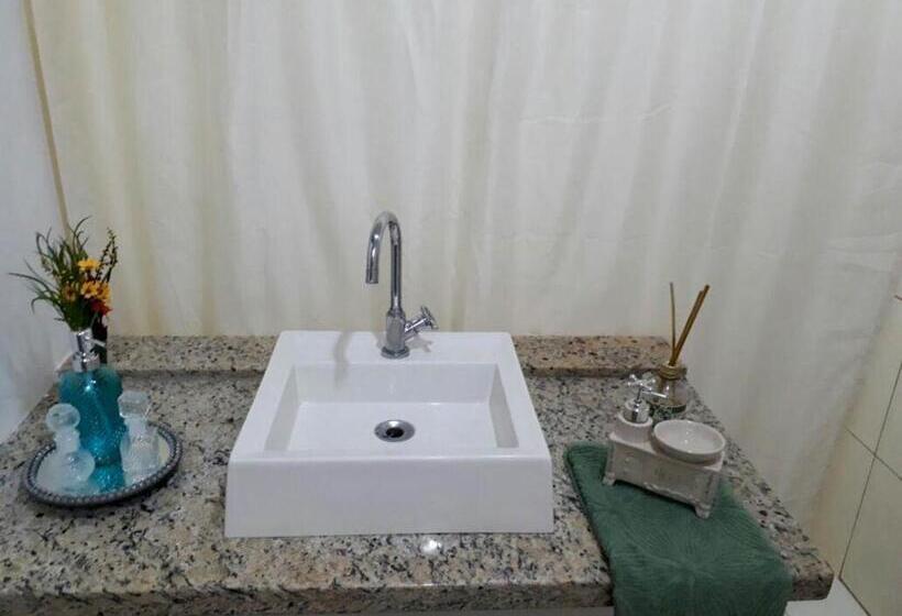 سوئیت با وان آب گرم, Arraialferias Suites