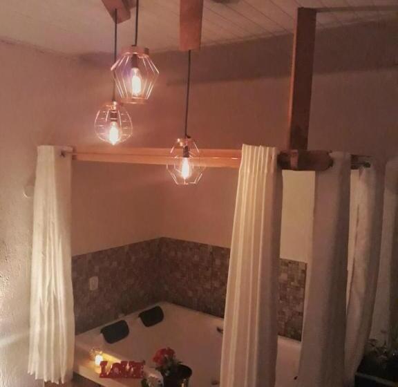 سوئیت با وان آب گرم, Arraialferias Suites