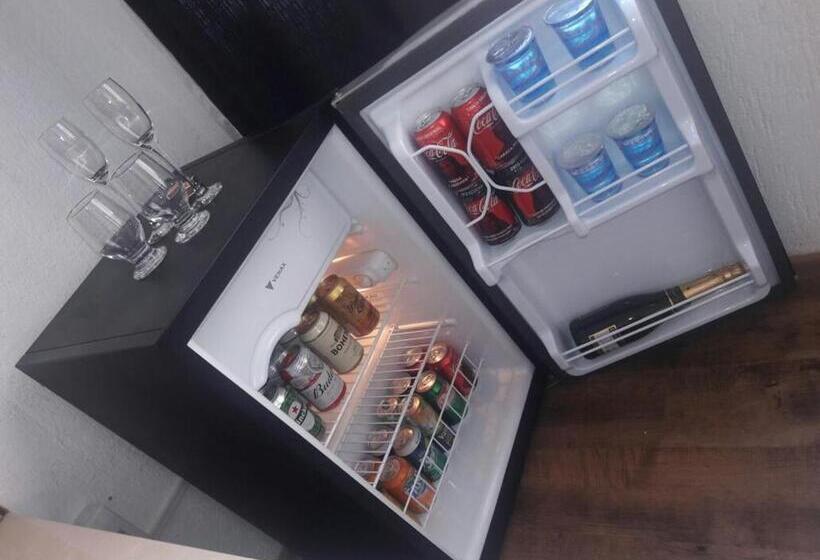 سوئیت با وان آب گرم, Arraialferias Suites