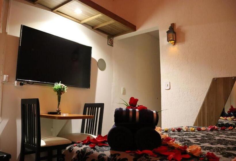 سوئیت با وان آب گرم, Arraialferias Suites