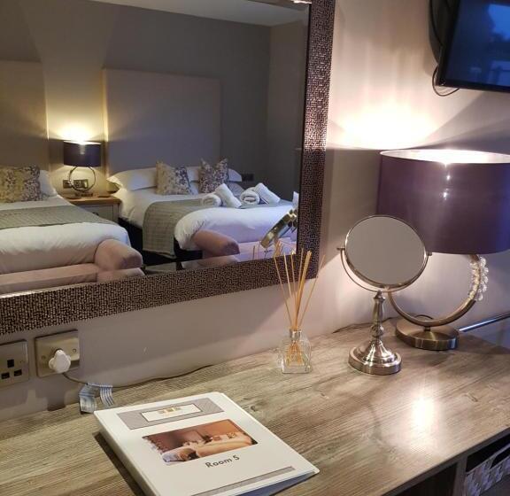 חדר משפחתי נוף לגינה, Grange Farm Park