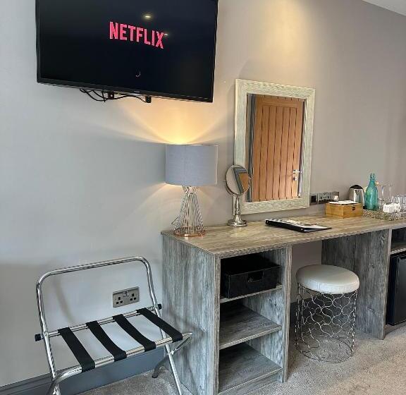 חדר סטנדרט עם מיטת קינג, Grange Farm Park