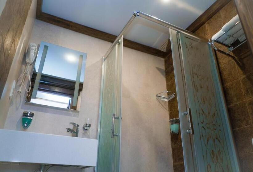 اتاق استاندارد, Maajid Boutique