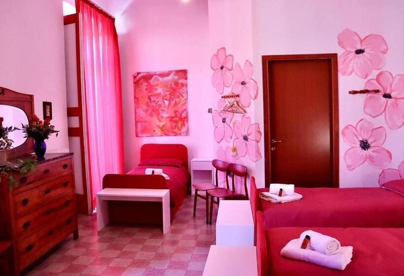 اتاق خانوادگی, Casa Di Chiara