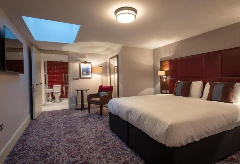 Номер Стандарт Адаптированный для Инвалидов, Thomas Ingoldsby Wetherspoon