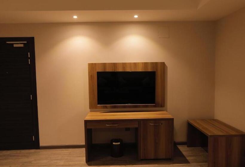 Королевский Люкс, ستاى ان السلامه غرف واجنحه فندقيه Stay Inn Suites