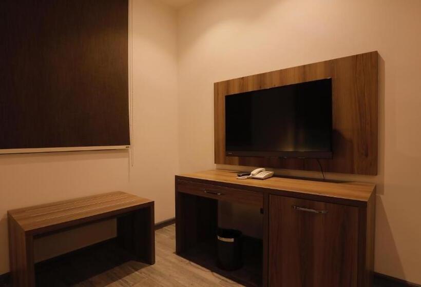 皇家套房, ستاى ان السلامه غرف واجنحه فندقيه Stay Inn Suites