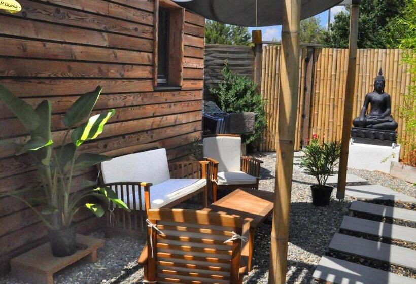 جناح عائلي, Villacarroubier