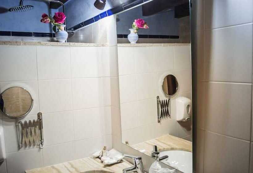 山の見えるジュニアスイート, Agroturismo Es Gallicant