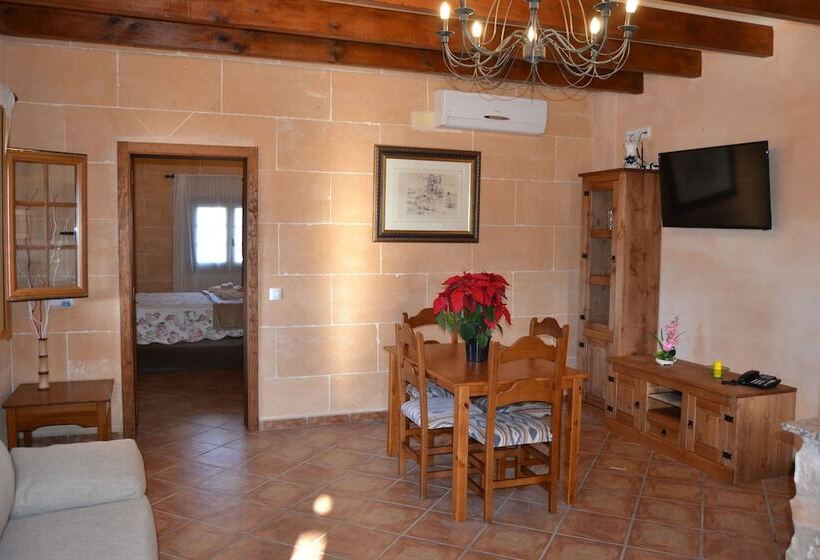 山の見えるジュニアスイート, Agroturismo Es Gallicant