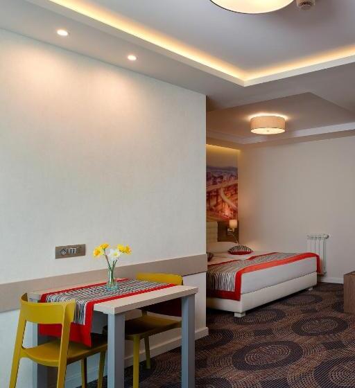 스탠다드 스튜디오, Plaza35