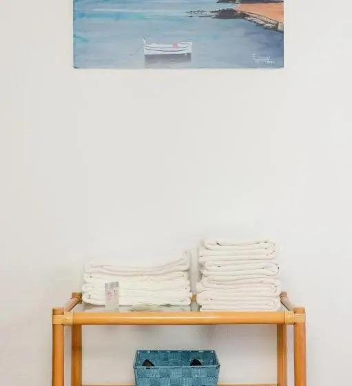 اتاق استاندارد چهار تخته, Hostal El Ranxo