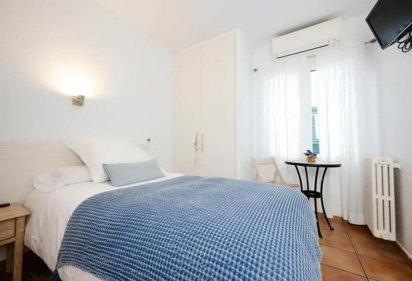 اتاق استاندارد یک نفره, Hostal El Ranxo