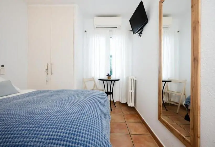 اتاق استاندارد یک نفره, Hostal El Ranxo