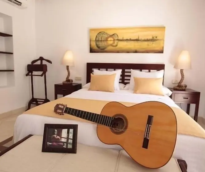 سوییت جونیور با بالکن, Entre Dos Aguas Hotel Boutique