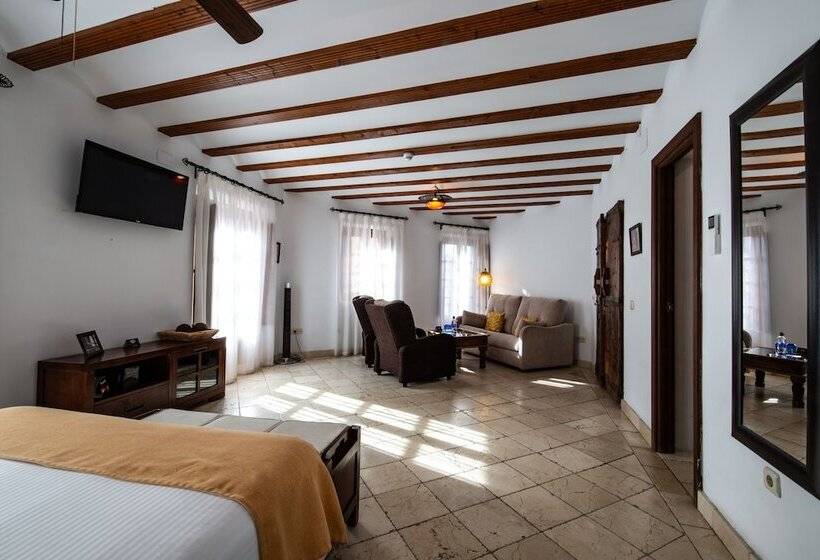 小型套房带阳台, Entre Dos Aguas Hotel Boutique