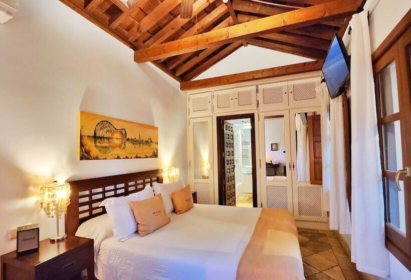 اتاق لوکس, Entre Dos Aguas Hotel Boutique