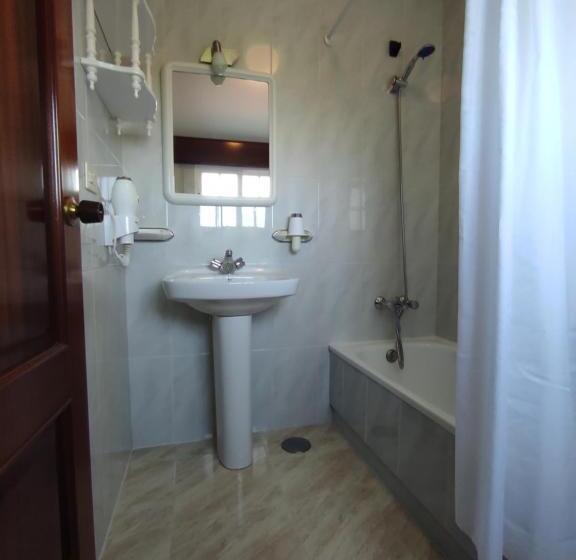 Номер Стандарт, Pension Casa Carmela