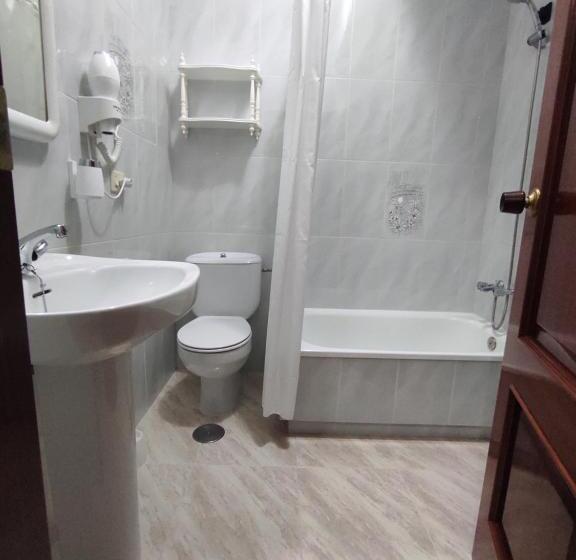 Номер Стандарт, Pension Casa Carmela