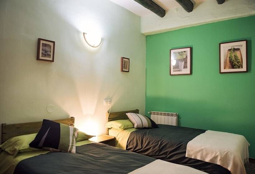 דירת שני חדרים, Lo Raconet De La Plaça