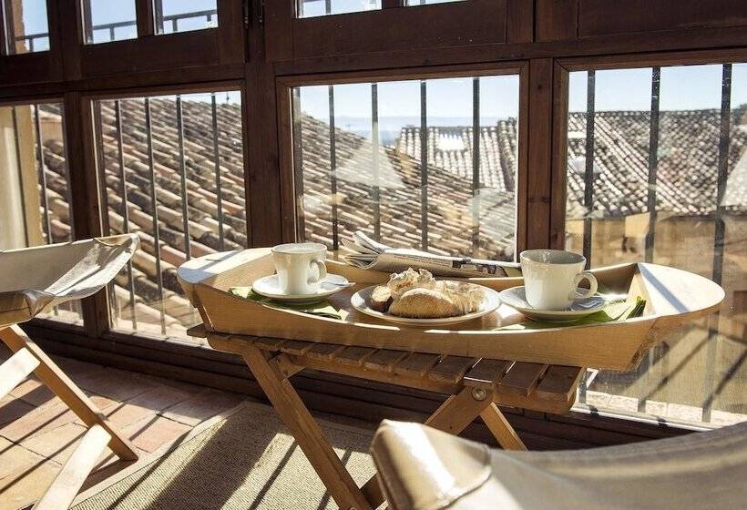 חדר סטנדרט, Lo Raconet De La Plaça