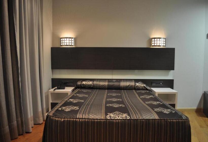 اتاق استاندارد یک نفره, Hospedaje La Tortuga