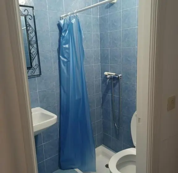 اتاق استاندارد یک نفره, Hostal Forest