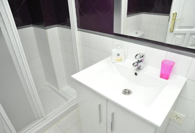 חדר סטודיו סטנדרד, Home Granada Trinidad