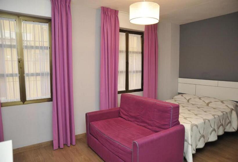 חדר סטודיו סטנדרד, Home Granada Trinidad